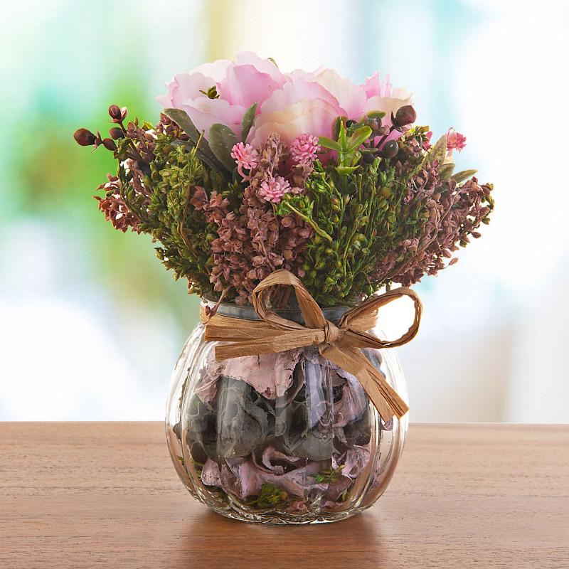 Arreglo floral zinnia con frasco clear de vidrio