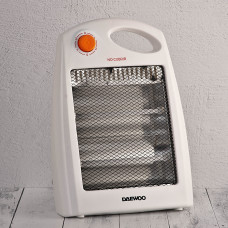 Calefactor 2 velocidades con tubos de cuarzo / rejilla de malla de seguridad 800W DI-80B-QH Daewoo