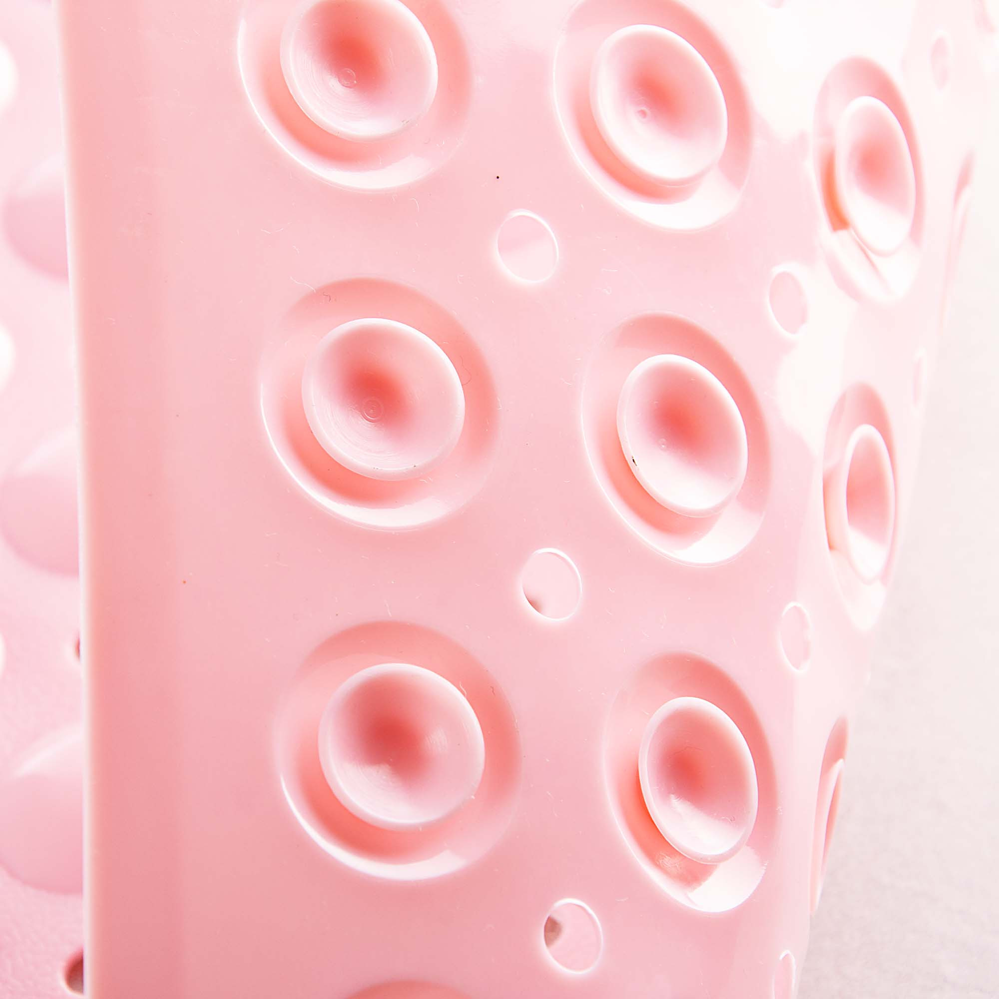 Alfombra con antideslizante para ducha Novo elaborada en plástico.