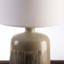 Lámpara de mesa Líneas con pantalla redonda Haus