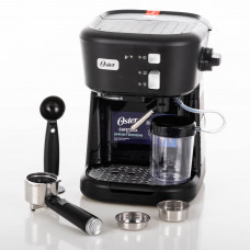 Oster Cafetera para Espresso y Cappuccino BVSTEM5501B-013 15 Bares 250ml de Leche / 900ml de Agua con Espumador