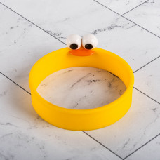 Molde Redondo de Silicona para Huevo y Panqueque Peekaboo Amarillo Joie