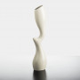 Haus Florero Asimétrico Ivory de Aluminio